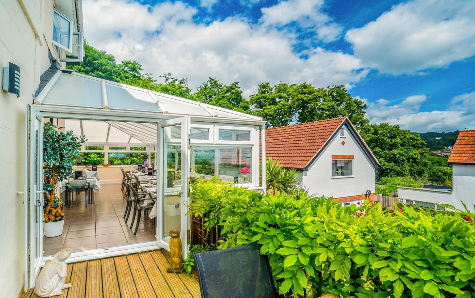 Westwood Guest House ไลม์รีจิส ภายนอก รูปภาพ
