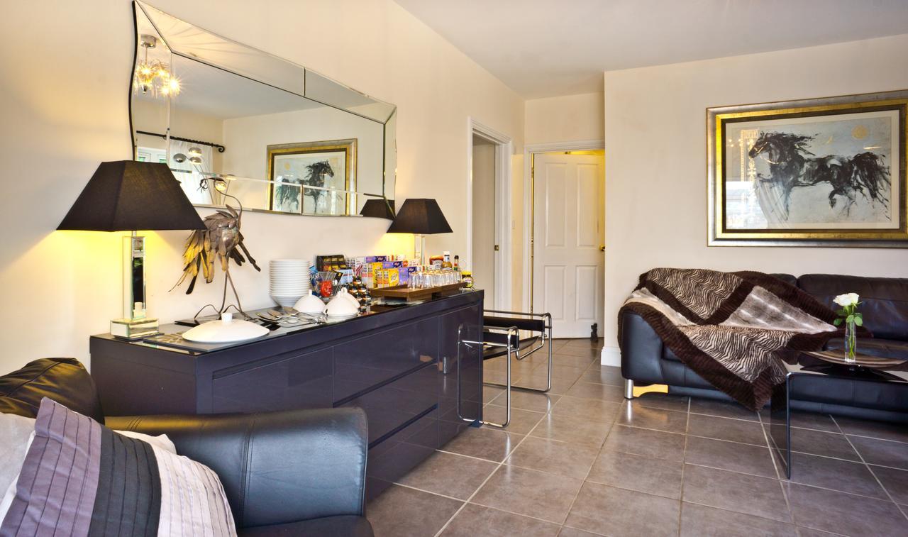 Westwood Guest House ไลม์รีจิส ภายนอก รูปภาพ