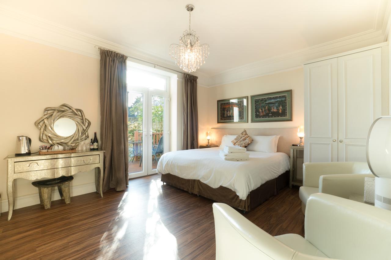 Westwood Guest House ไลม์รีจิส ภายนอก รูปภาพ