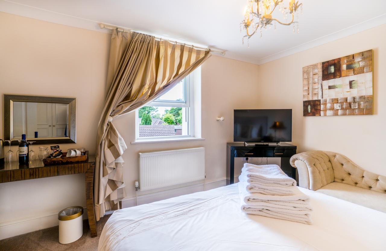 Westwood Guest House ไลม์รีจิส ภายนอก รูปภาพ